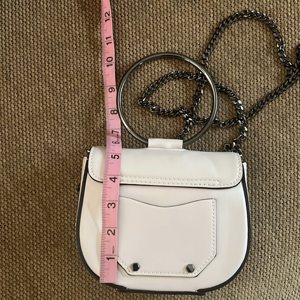 Nasty Gal Stylish cream Handbag with Chain Strap bling. Cross‎ body. - Picture 11 of 14
